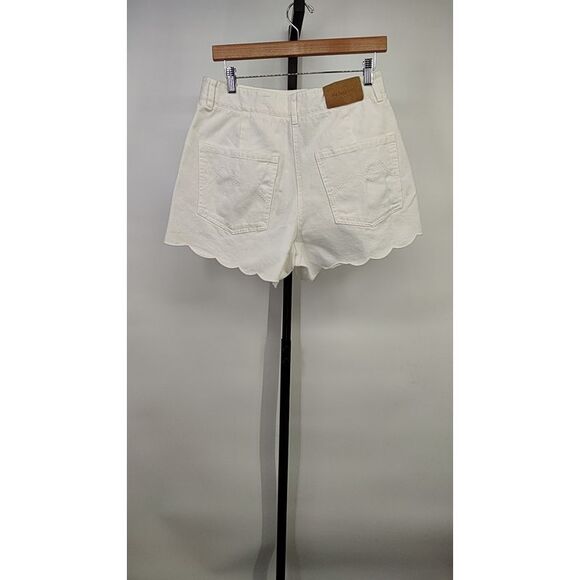 FARM Rio White Scalloped Eyelet Cotton Shorts - Picture 2 of 3